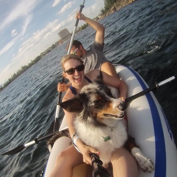 Meet your Posher, Madison - Picture 3 of 4